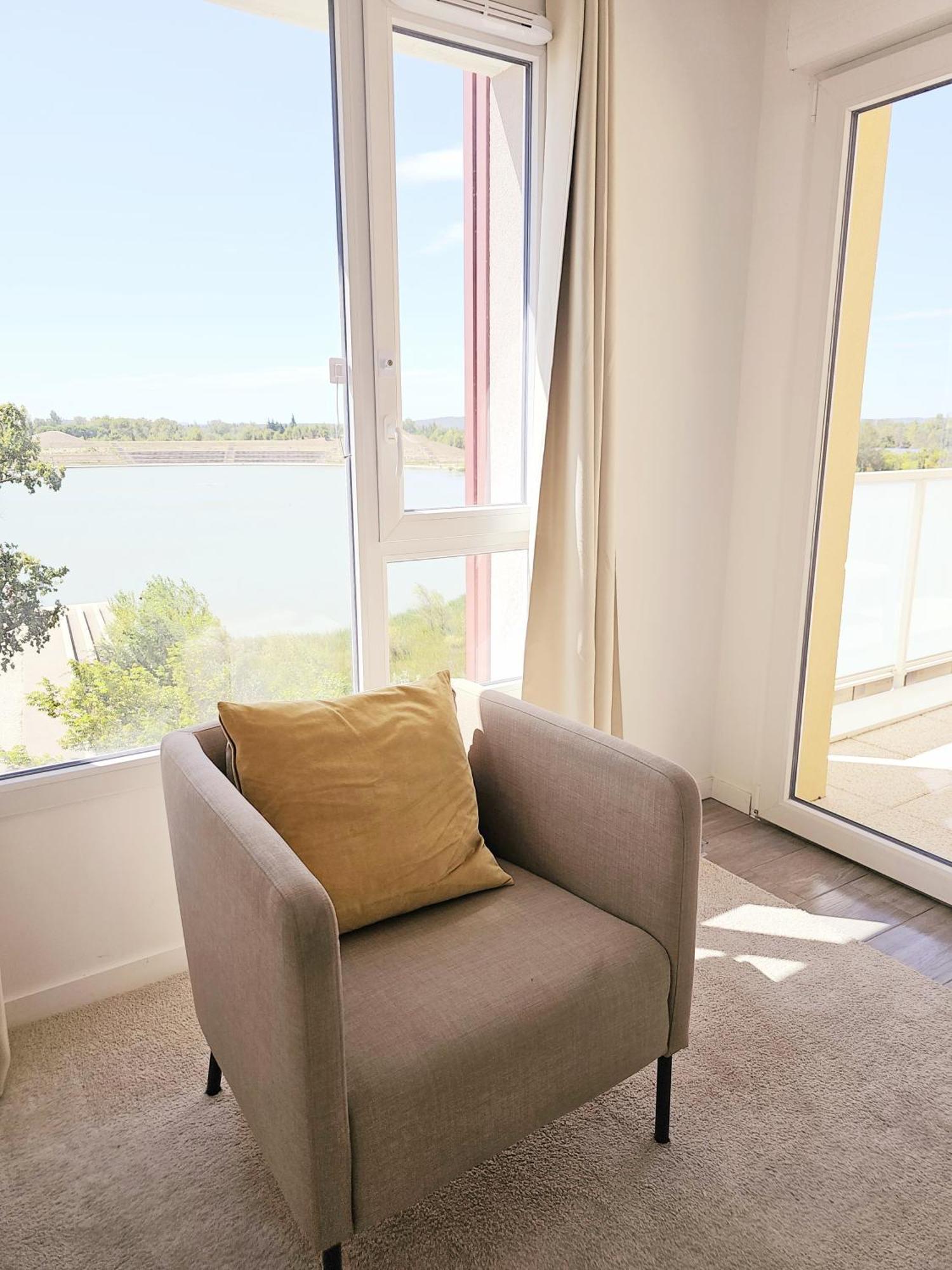 Lakeside Provence - Appartement Classe 4 Etoiles, Vue Sur Le Lac, Parking Sous-Sol, Double Clim Monteux Dış mekan fotoğraf