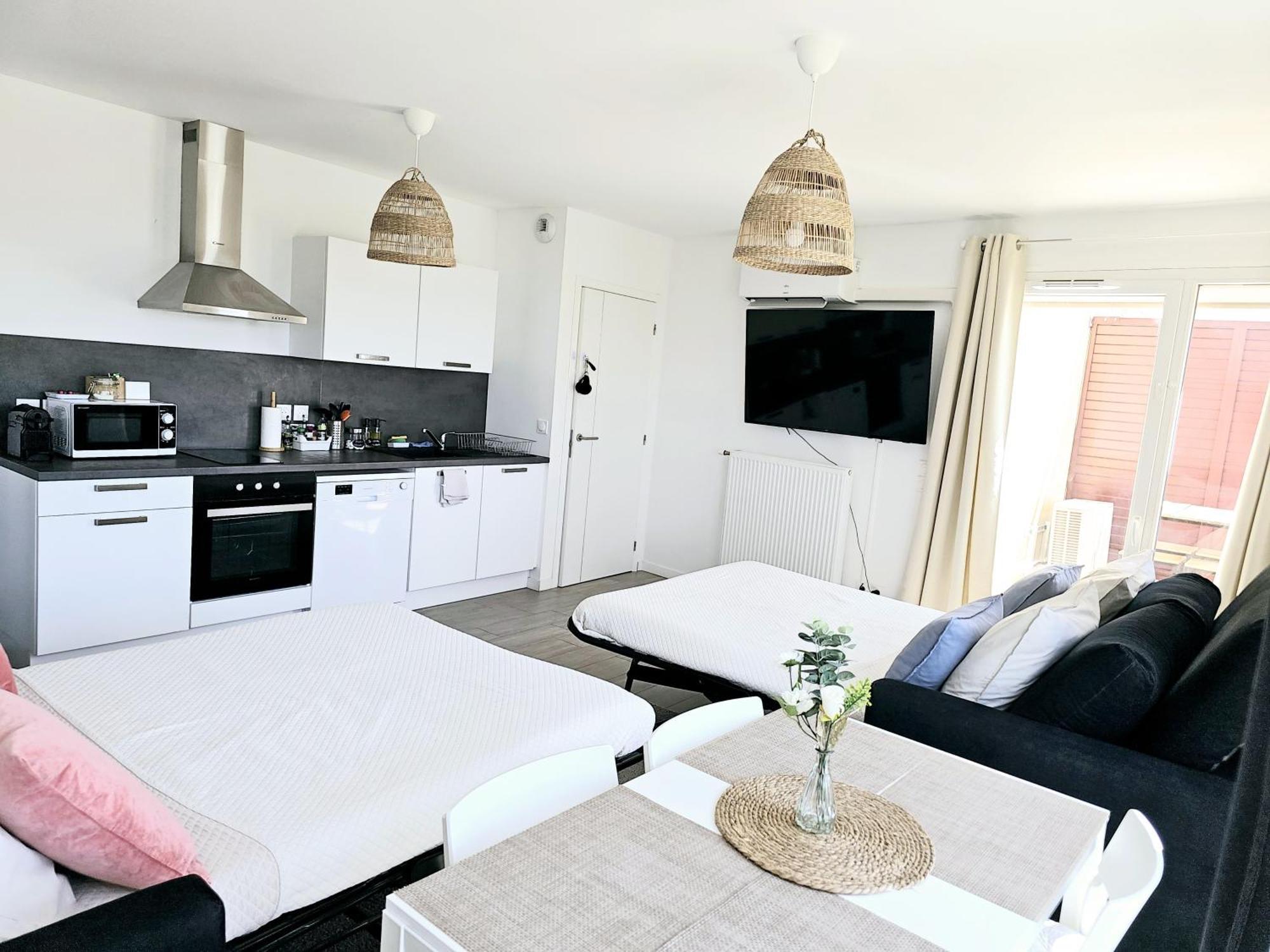 Lakeside Provence - Appartement Classe 4 Etoiles, Vue Sur Le Lac, Parking Sous-Sol, Double Clim Monteux Dış mekan fotoğraf